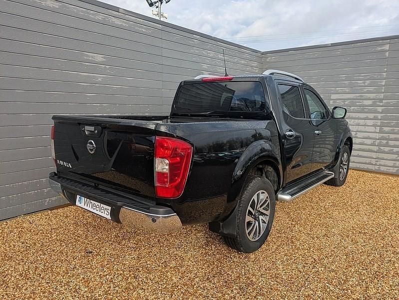 Used Nissan Navara Tekna 2017 Black Pickup