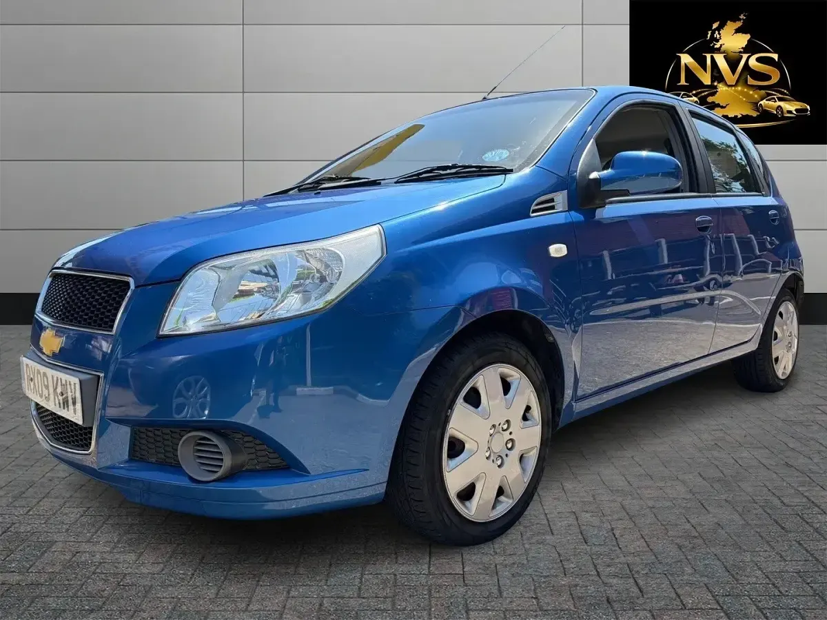 Used Chevrolet Aveo LS 2009 Blue Hatchback