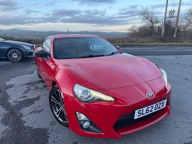 Used Toyota GT86 GT 200 HP (147 kW) 2012 Red Coupe