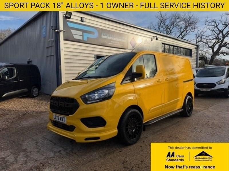 Used Ford Transit Custom Sport 130 HP (95 kW) 2022 Yellow Van