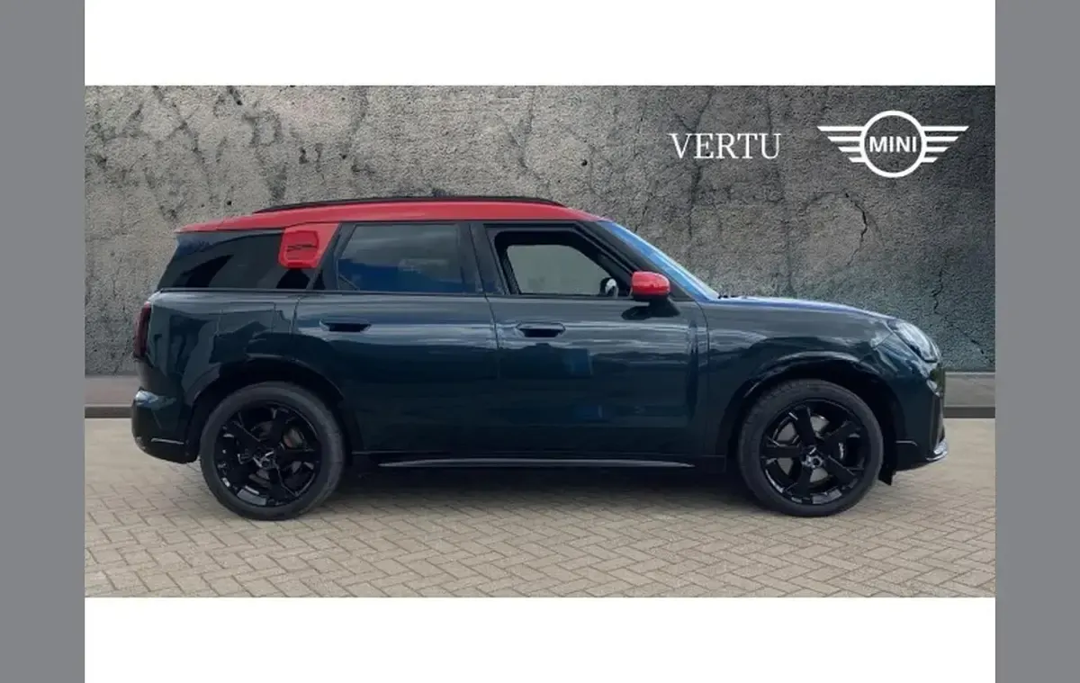 Used Mini Countryman Sport 214 HP (157 kW) 2024 Grey SUV
