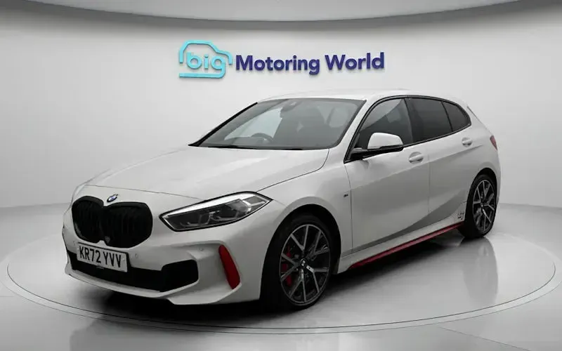 Begagnad BMW 128 265 HK (194 kW) 2024 Halvkombi