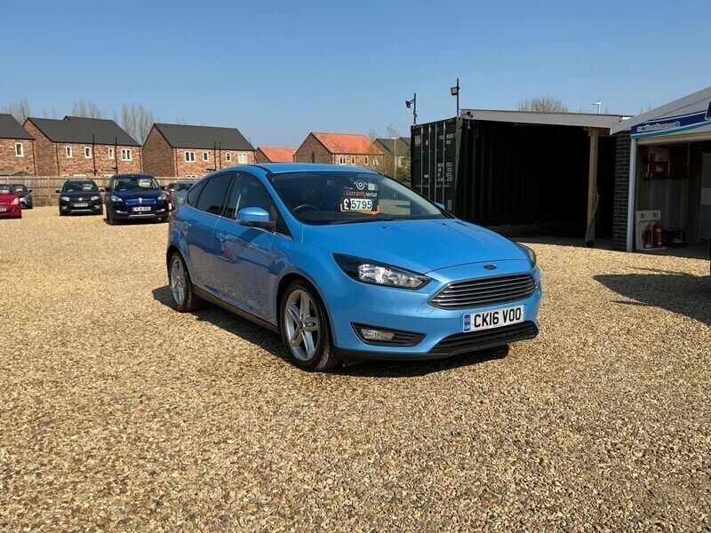 Blue Used 2016 Ford Focus Zetec Hatchback | £5,795 (Fair price) - Image 1/4