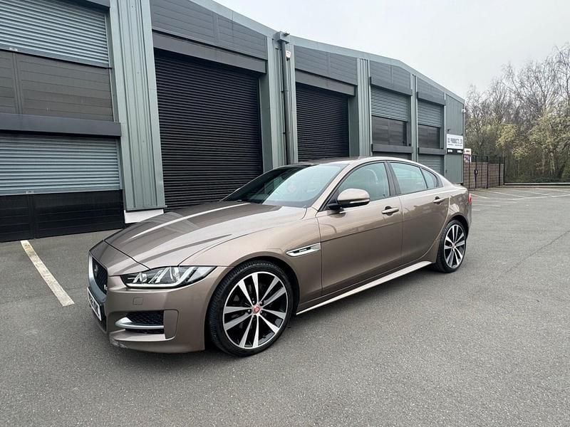 Used Jaguar XE R-Sport 163 HP (119 kW) 2015 Bronze Sedan