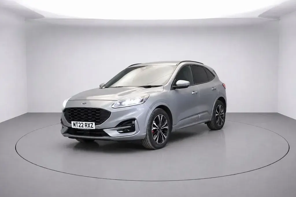 Used Ford Kuga ST-Line 190 HP (139 kW) 2022 Silver SUV