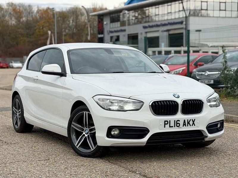 White Used 2016 BMW 118 Sport Line Hatchback | £6,790 (Fair price) - Image 1/4