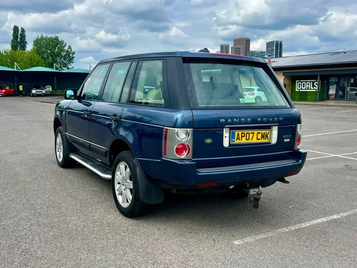 Używany Land Rover Range Rover Vogue 271 KM (199 kW) 2007 Niebieski SUV