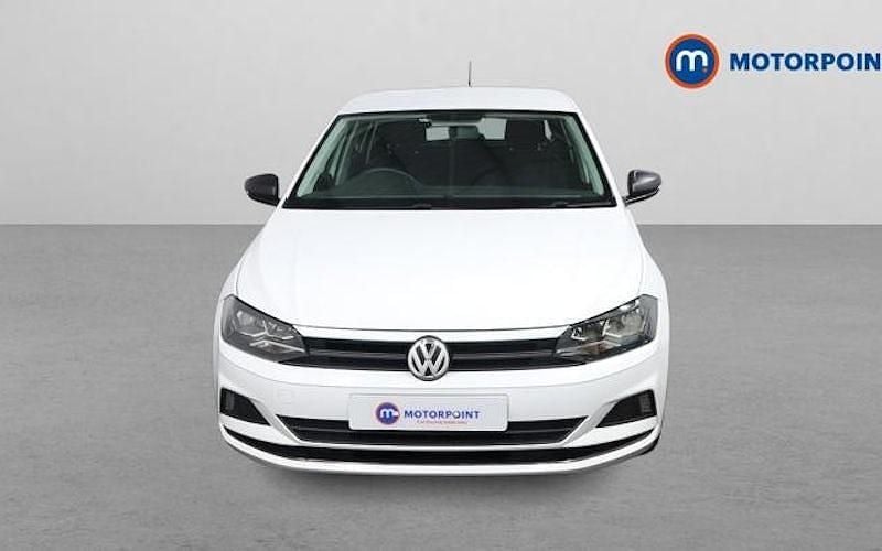 Used VW Polo S 65 HP (47 kW) 2018 White Hatchback