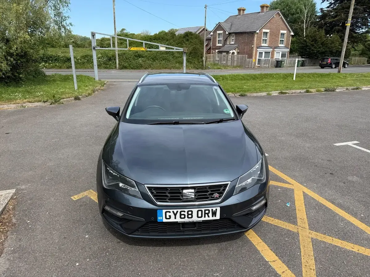 Used Seat Leon ST FR 130 HP (95 kW) 2018 Grey Estate