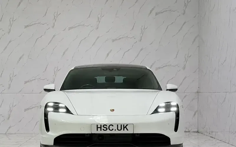 Used Porsche Taycan 419 kW (571 HP) 2023 Sedan