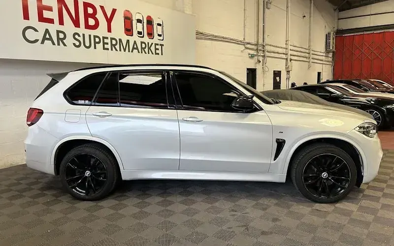 Used BMW X5 M Sport 313 HP (230 kW) 2017 White SUV
