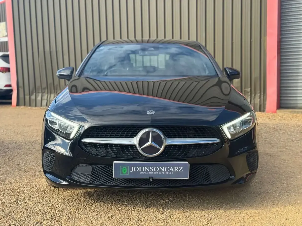 Used Mercedes A180 Executive 136 HP (100 kW) 2020 Black Hatchback