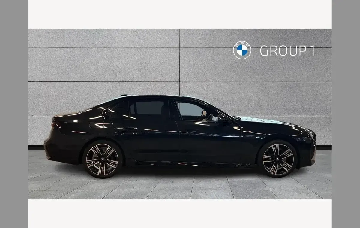Used BMW 750e M Sport 489 HP (359 kW) 2024 Black Sedan