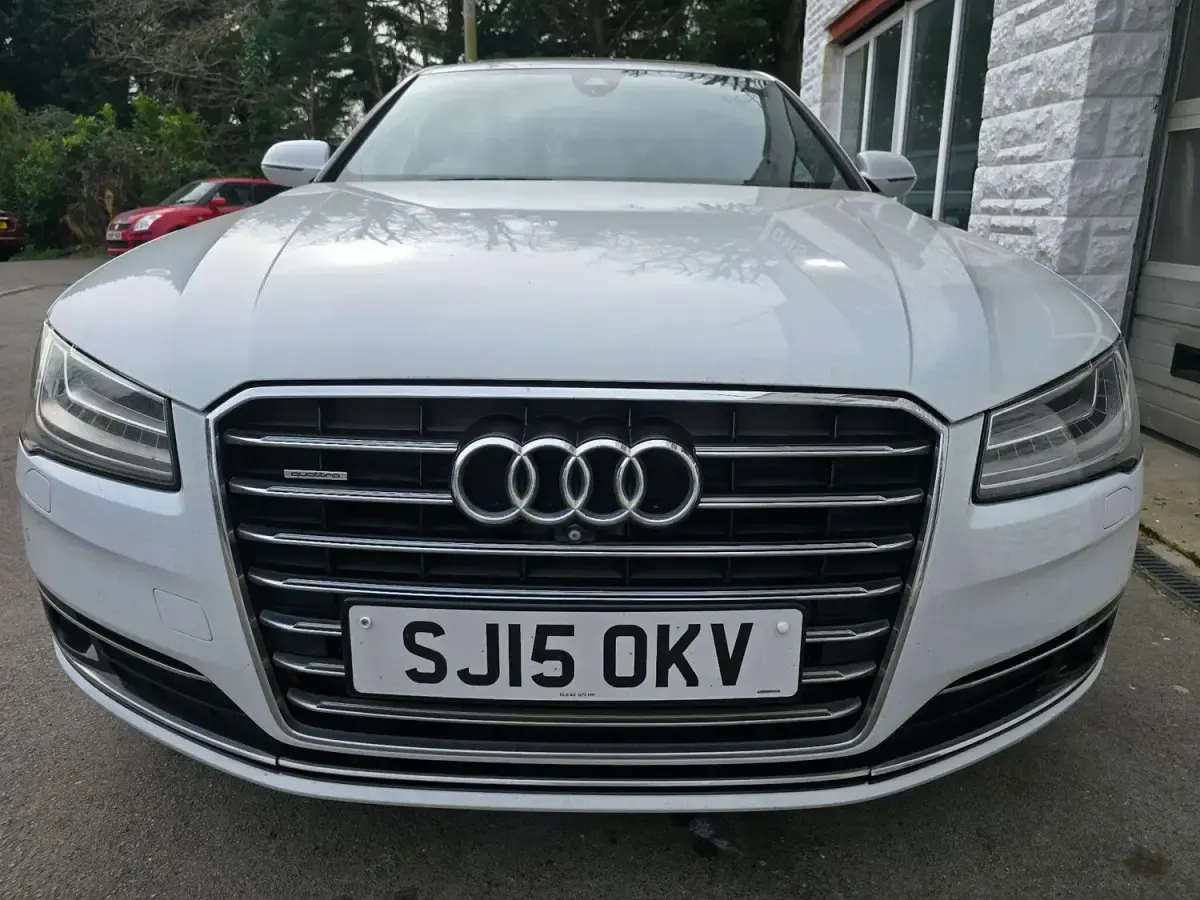 Usado Audi A8 Sport 2015 Branco Sedan