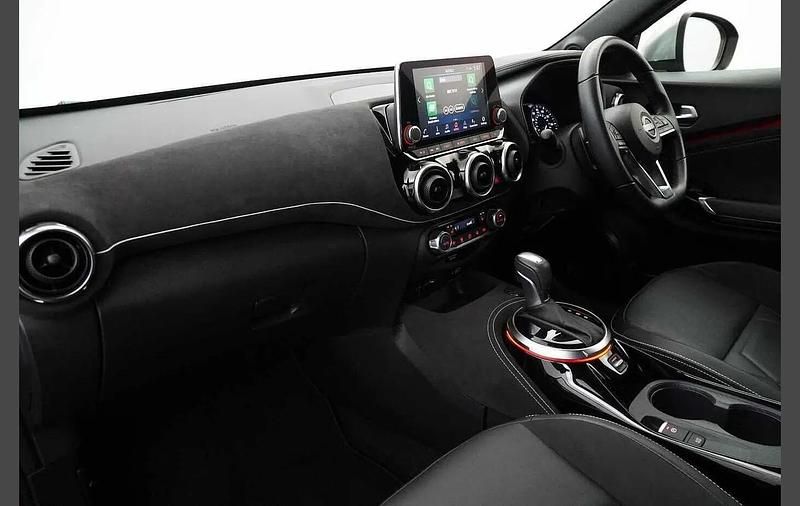 Used Nissan Juke Tekna+ 112 HP (82 kW) 2022 Red SUV