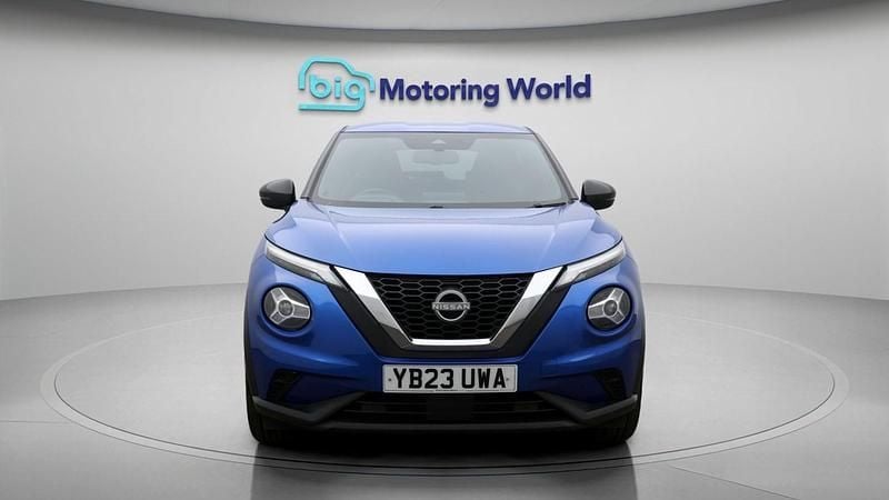 Used Nissan Juke N-Connecta 114 HP (83 kW) 2023 Blue SUV