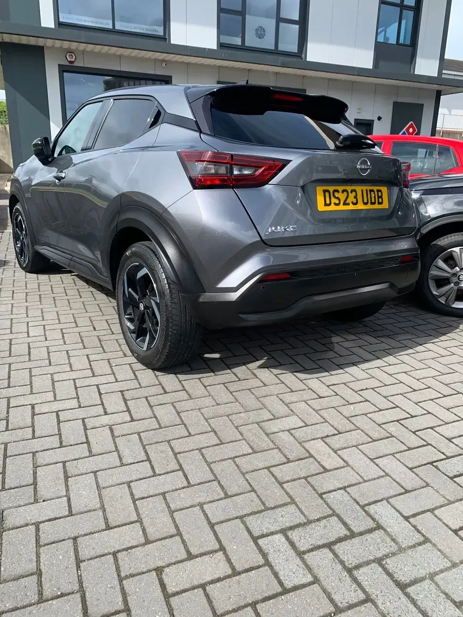 Used Nissan Juke N-Connecta 2023 Grey SUV