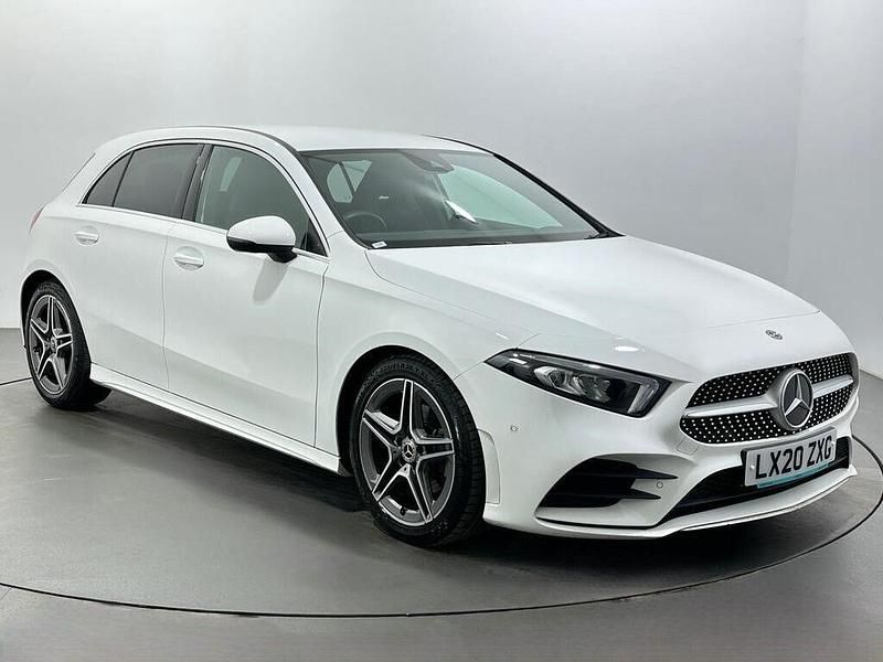 Used Mercedes A180 Executive 136 HP (100 kW) 2020 White Hatchback