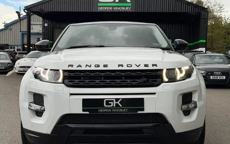 Used Land Rover Range Rover evoque Dynamic 190 HP (139 kW) 2015 White SUV