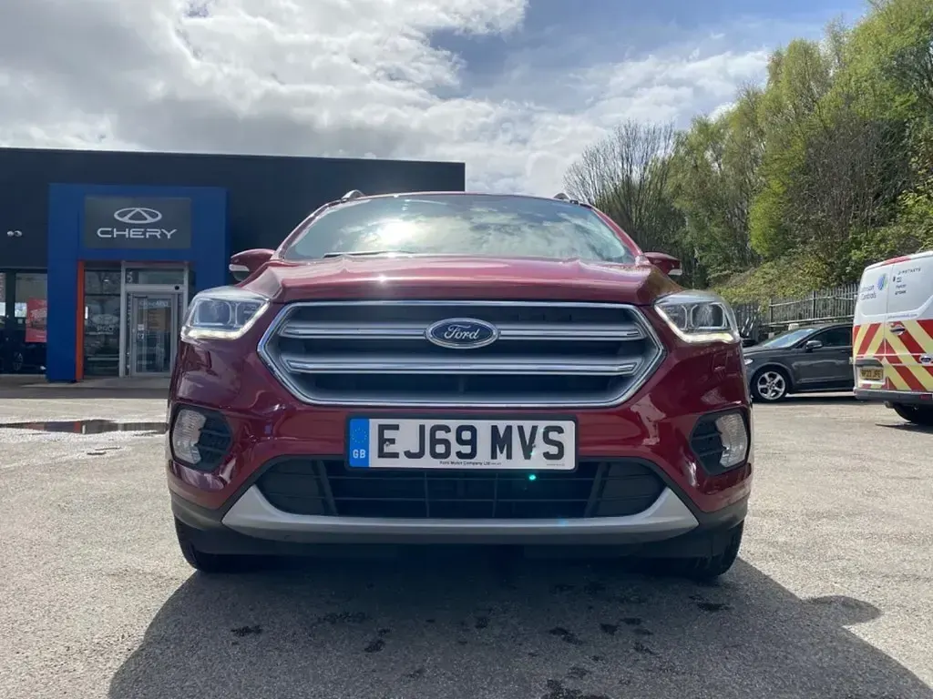 Second-hand Ford Kuga Titanium X 150 CP (110 kW) 2019 Roșu SUV