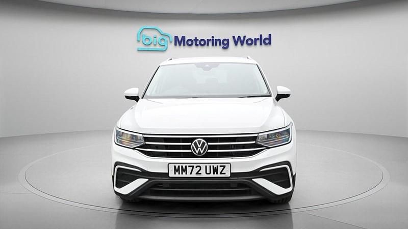 Used VW Tiguan Allspace S 150 HP (110 kW) 2023 White SUV