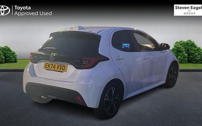 Used Toyota Yaris Hybrid Design 116 HP (85 kW) 2025 Hatchback