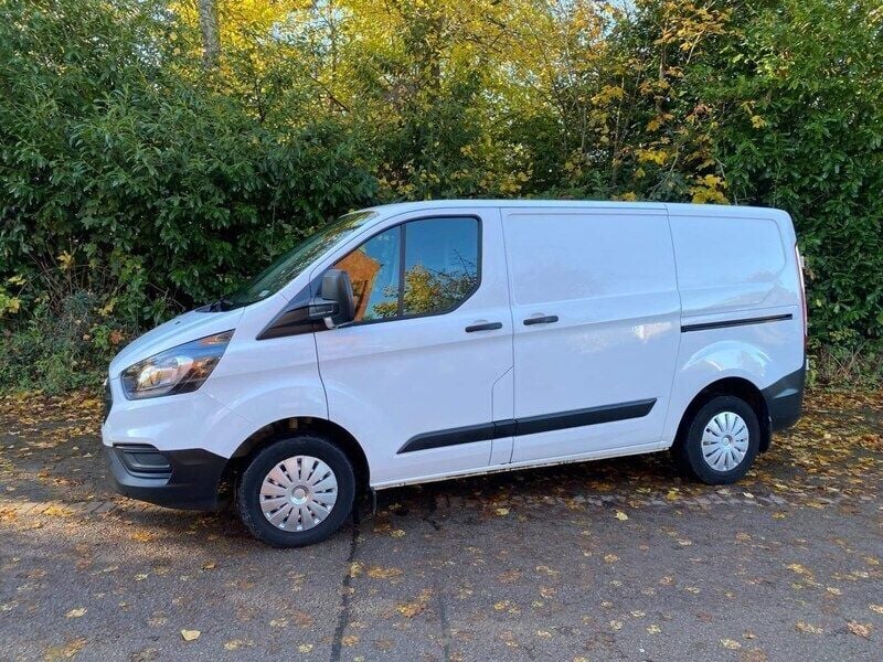 White Used 2020 Ford Transit Custom S Van | £9,795 (Good price) - Image 1/4