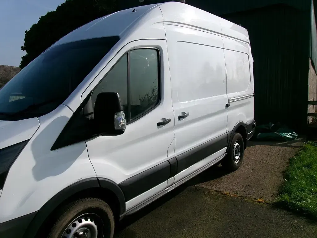 Used Ford Transit 130 HP (95 kW) 2018 White Van