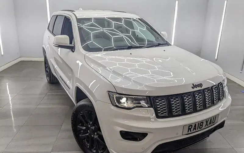 Used Jeep Grand Cherokee Night Eagle 250 HP (183 kW) 2018 SUV