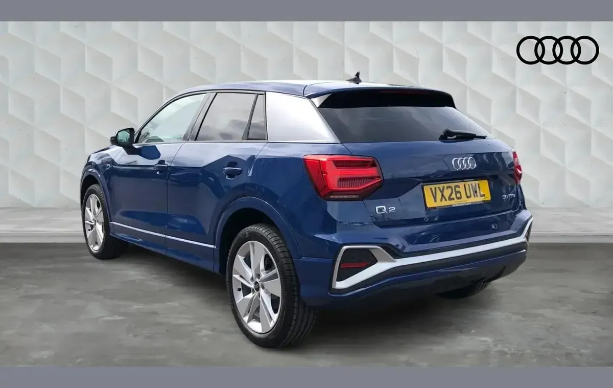 Used Audi Q2 S-Line 113 HP (83 kW) 2026 Blue SUV