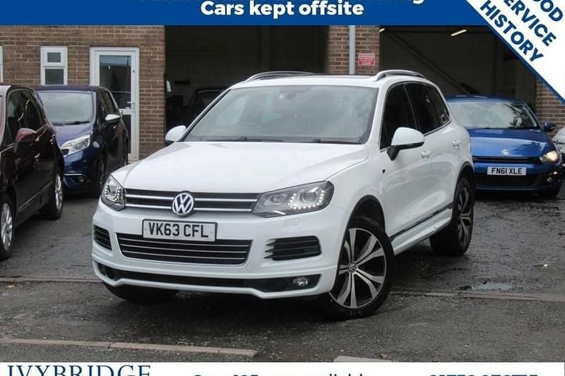 White Used 2013 VW Touareg R-line SUV | £10,795 (Fair price) - Image 1/1