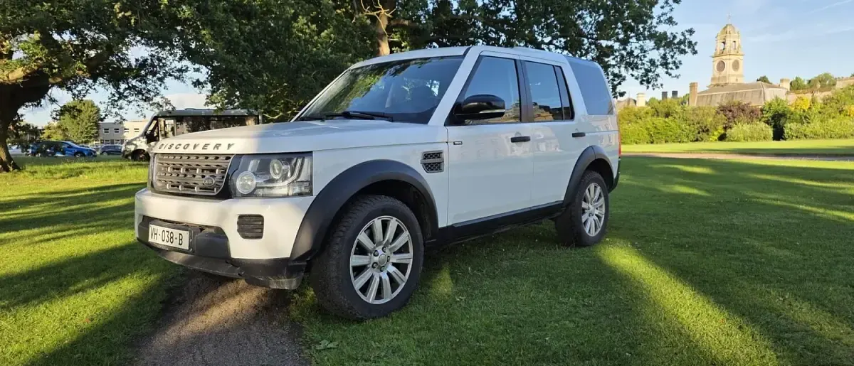 Used Land Rover Discovery HSE 2014 White SUV