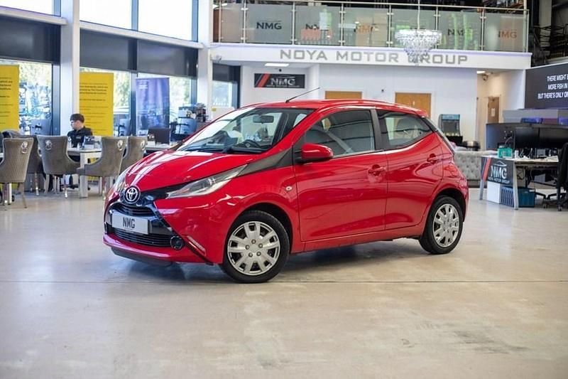 Red Used 2016 Toyota Aygo X-play Hatchback | £3,779 (Fair price) - Image 1/1