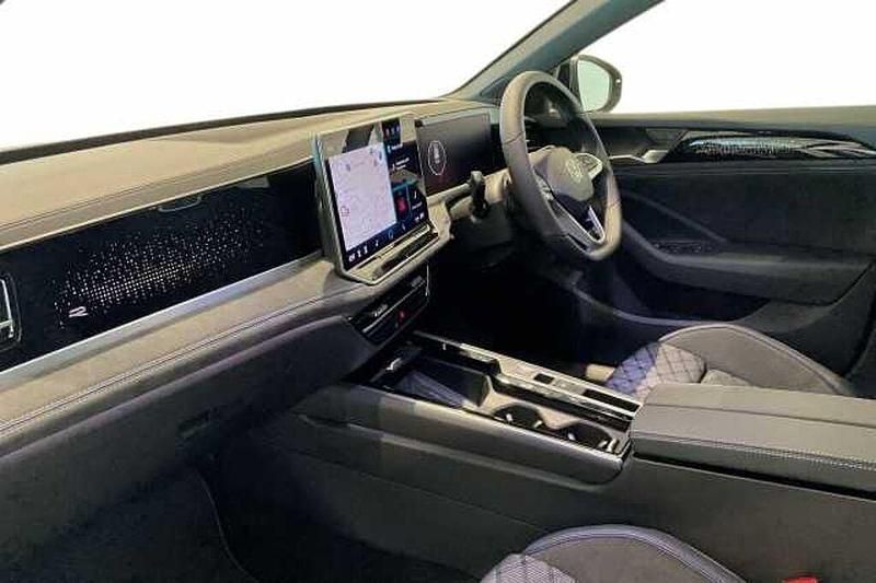 New VW Passat 150 HP (110 kW) 2026 Estate