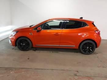 Używany Renault Clio V RS Line 90 KM (66 kW) 2021 Pomarańczowy Hatchback