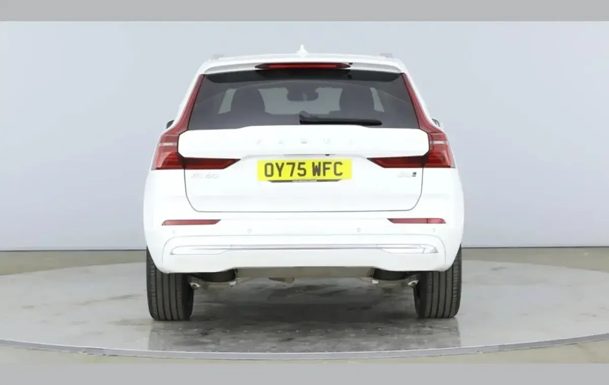 Used Volvo XC60 Ultra 247 HP (181 kW) 2025 White SUV