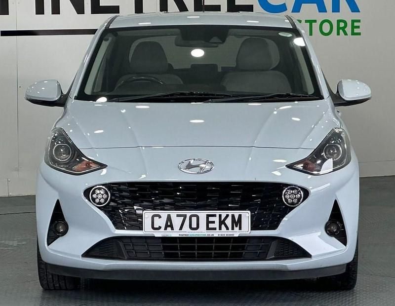 Used Hyundai i10 Premium 67 HP (49 kW) 2020 Blue Hatchback