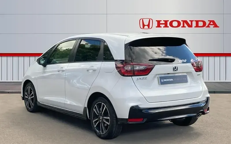 New Honda Jazz Advance 122 HP (89 kW) 2026 White Hatchback