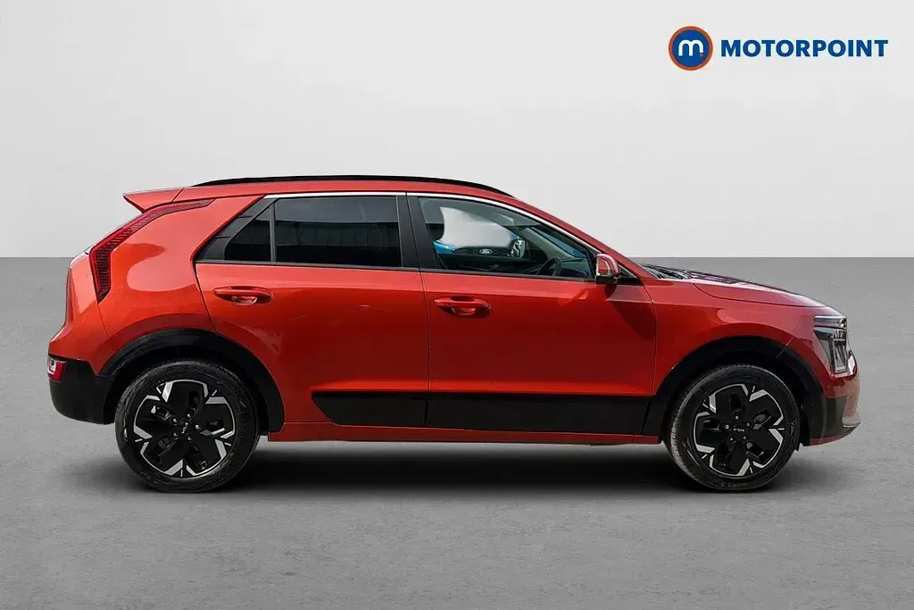 Used Kia e-Niro 150 kW (204 HP) 2023 Orange SUV