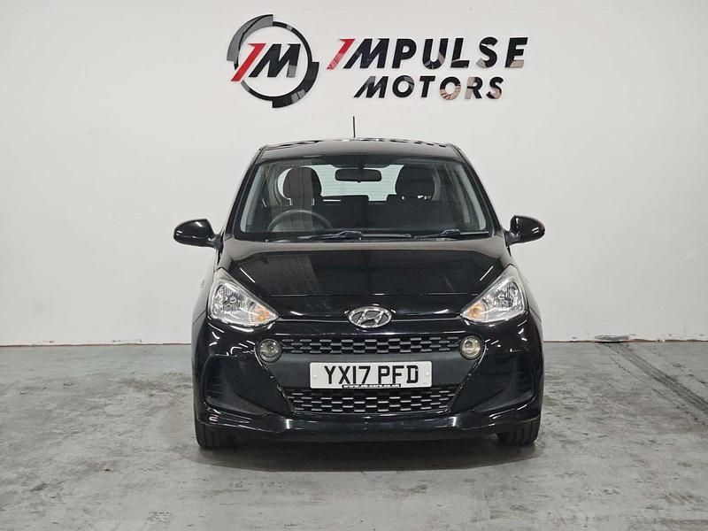 Used Hyundai i10 SE 66 HP (48 kW) 2017 Black Hatchback