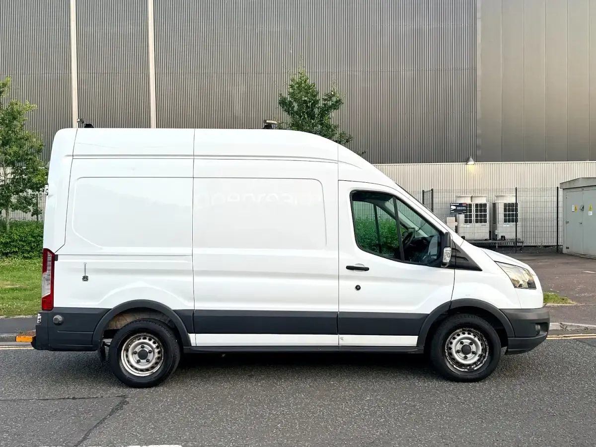Used Ford Transit 130 HP (95 kW) 2019 White Van
