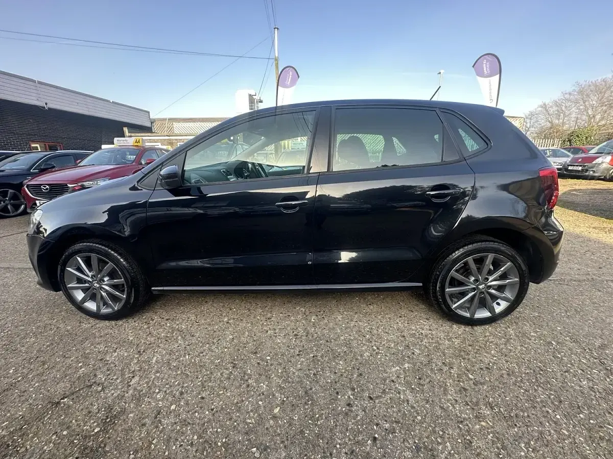 Used VW Polo Design 2015 Black Hatchback