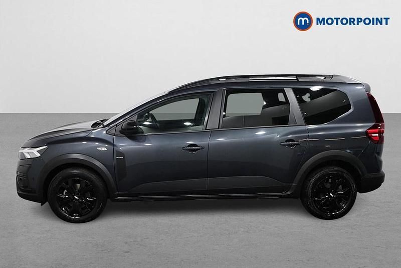 Used Dacia Jogger Extreme 110 HP (80 kW) 2023 Grey MPV