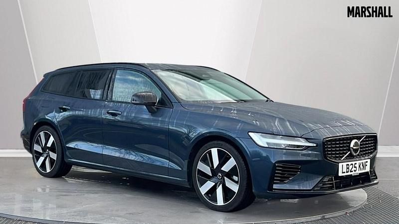 Blue Used 2025 Volvo V60 Plus Estate | £36,658 (Expensive) - Image 1/4