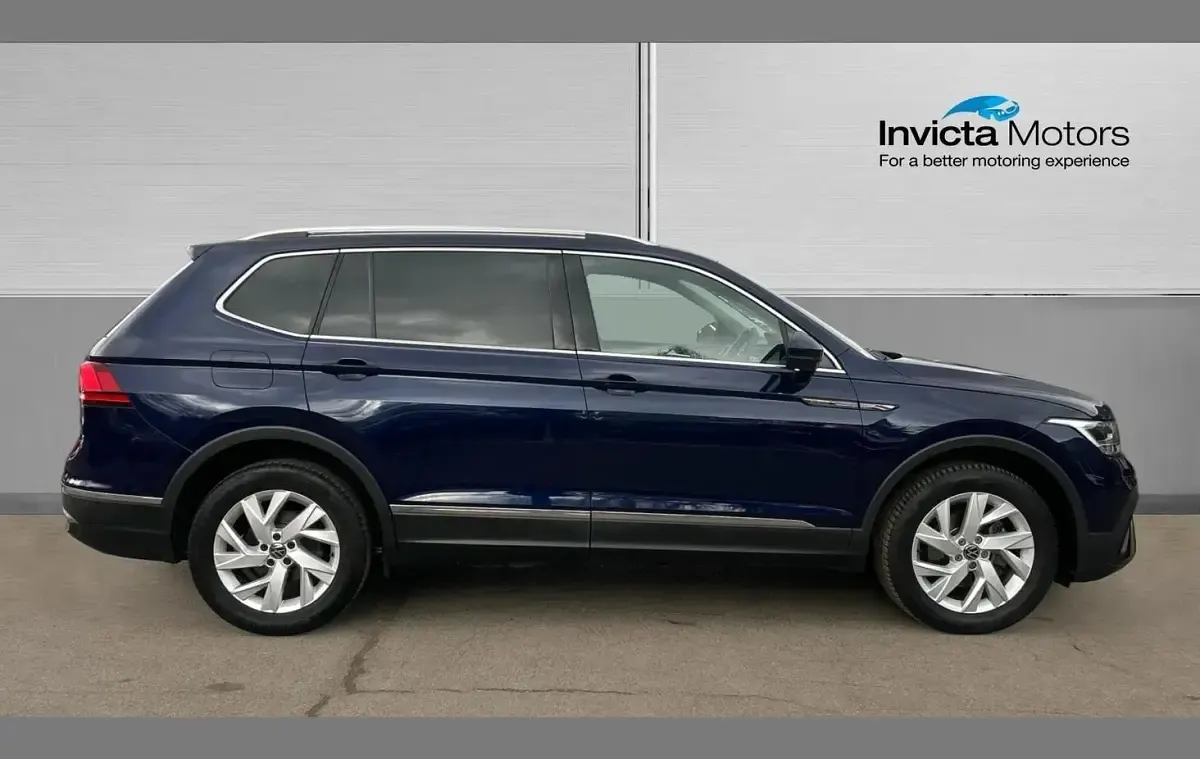 Używany VW Tiguan Allspace Life 150 KM (110 kW) 2023 Niebieski SUV