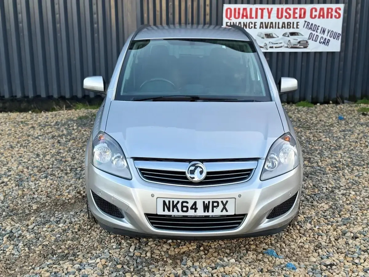 Used Vauxhall Zafira 120 HP (88 kW) 2014 Silver MPV