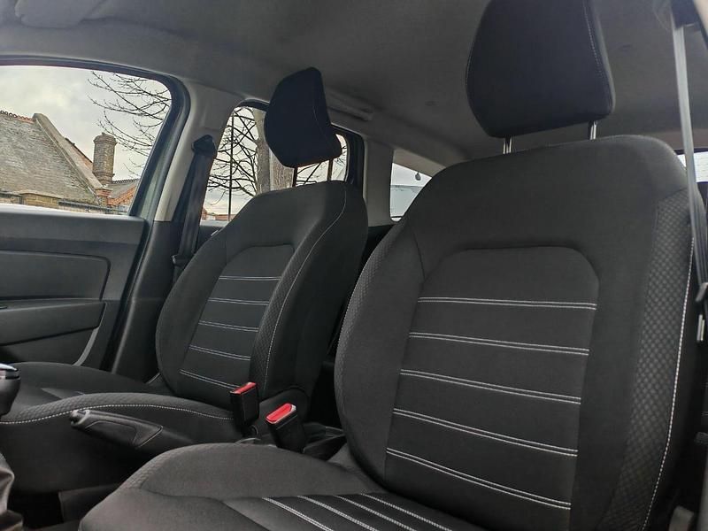 Used Dacia Duster Expression 89 HP (65 kW) 2024 Green SUV