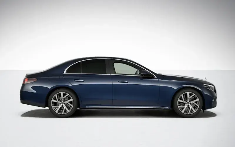New Mercedes E220 Premium 197 HP (144 kW) 2026 Sedan