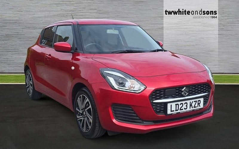 Usado Suzuki Swift SZ-L 83 HP (61 kW) 2023 Vermelho Citadino