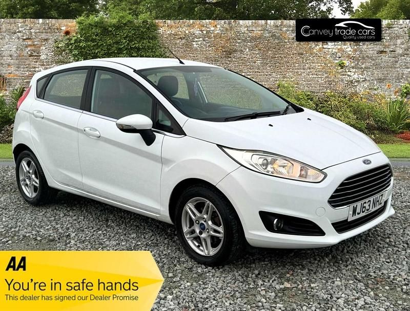 White Used 2013 Ford Fiesta Zetec Hatchback | £5,495 (A bit pricey) - Image 1/3